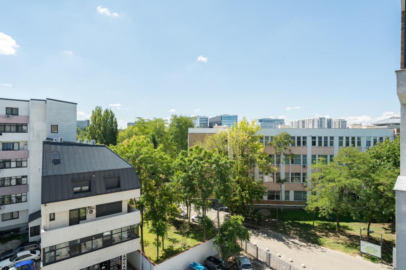 A Home Away - Politehnica Park บูคาเรสต์ ภายนอก รูปภาพ
